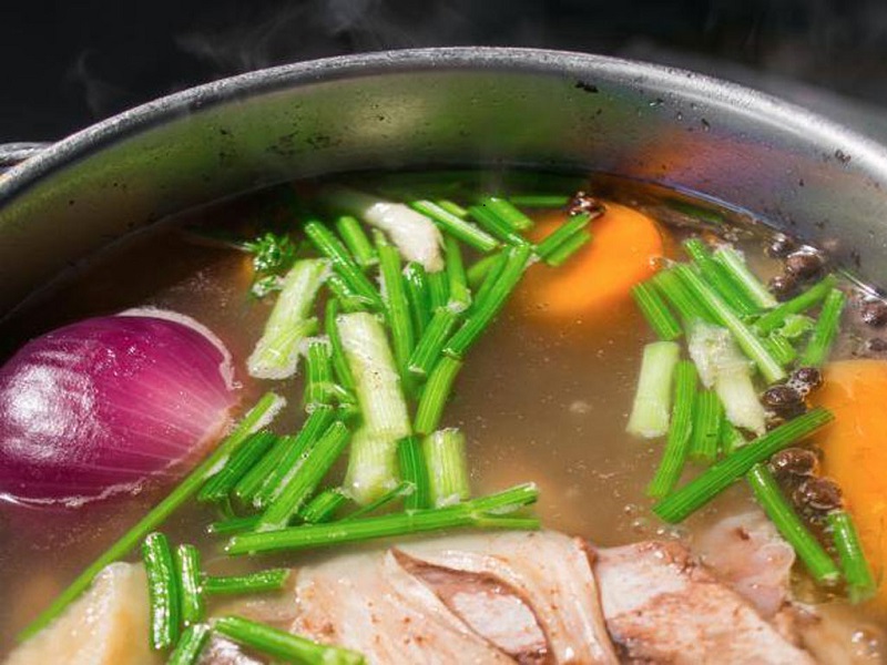 0 Cach xu ly nuoc dung bi chua